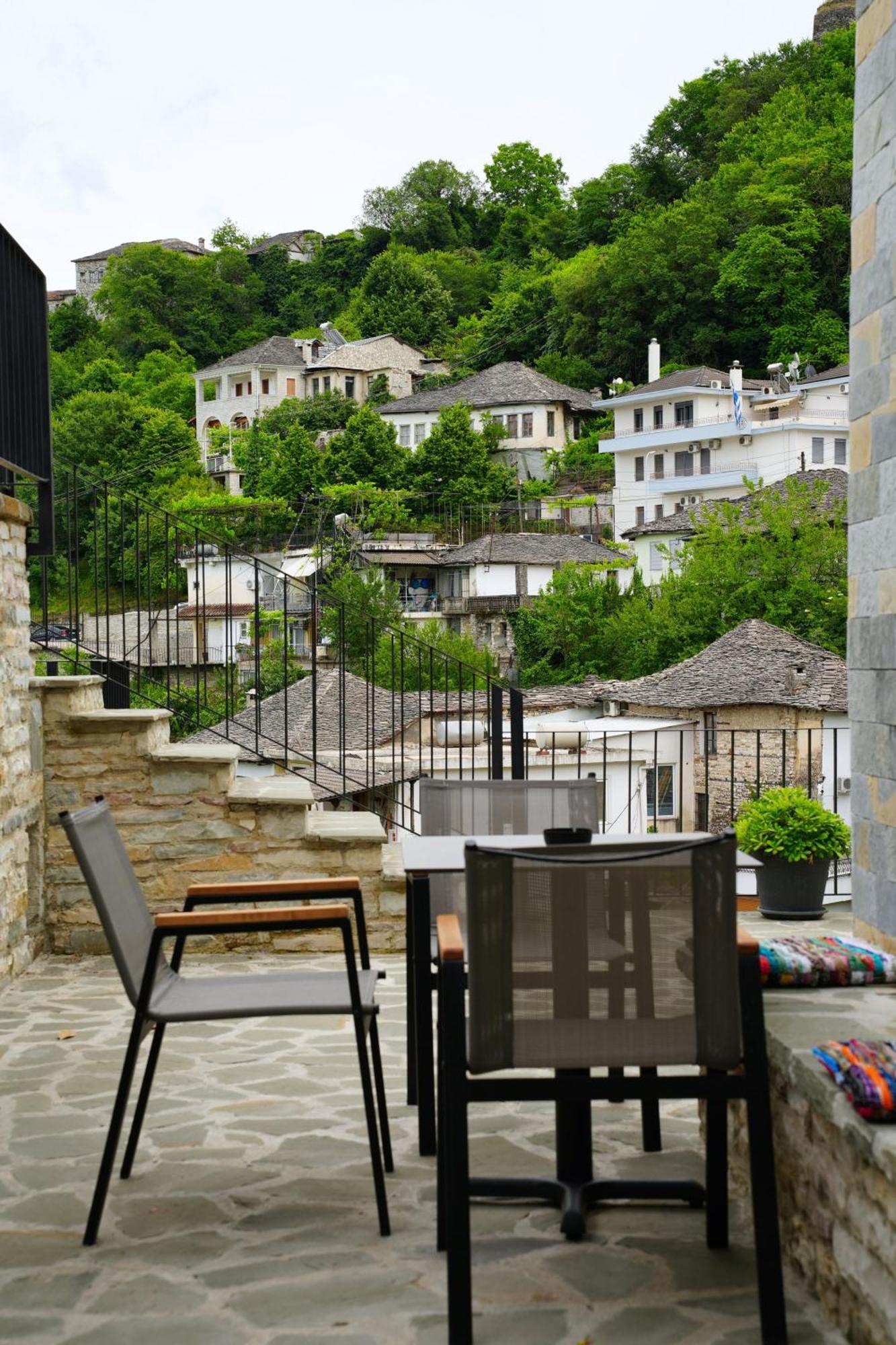 Castlefront Villa Gjirokastra Kültér fotó