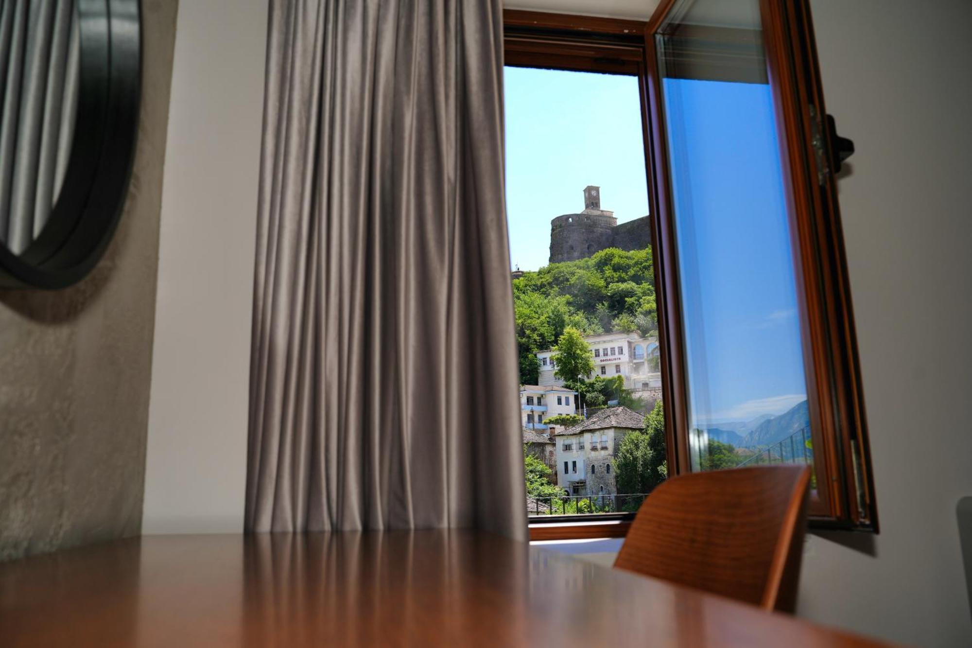 Castlefront Villa Gjirokastra Kültér fotó
